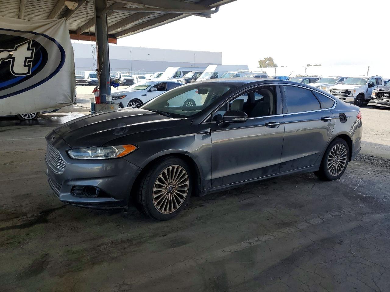 Photo of the 2015 FORD FUSION TITANIUM