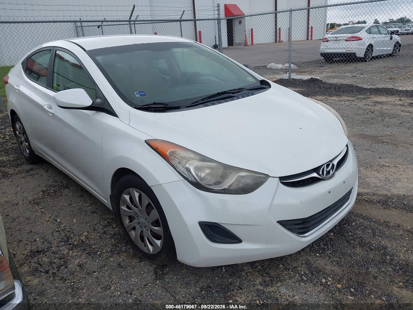 Photo of the 2013 HYUNDAI ELANTRA GLS