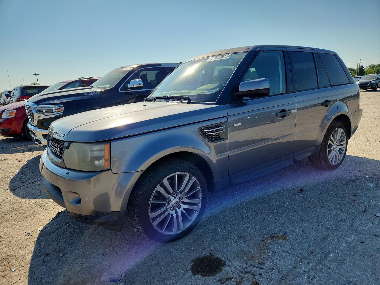 Photo of the 2010 LAND ROVER RANGE ROVER SPORT LUX