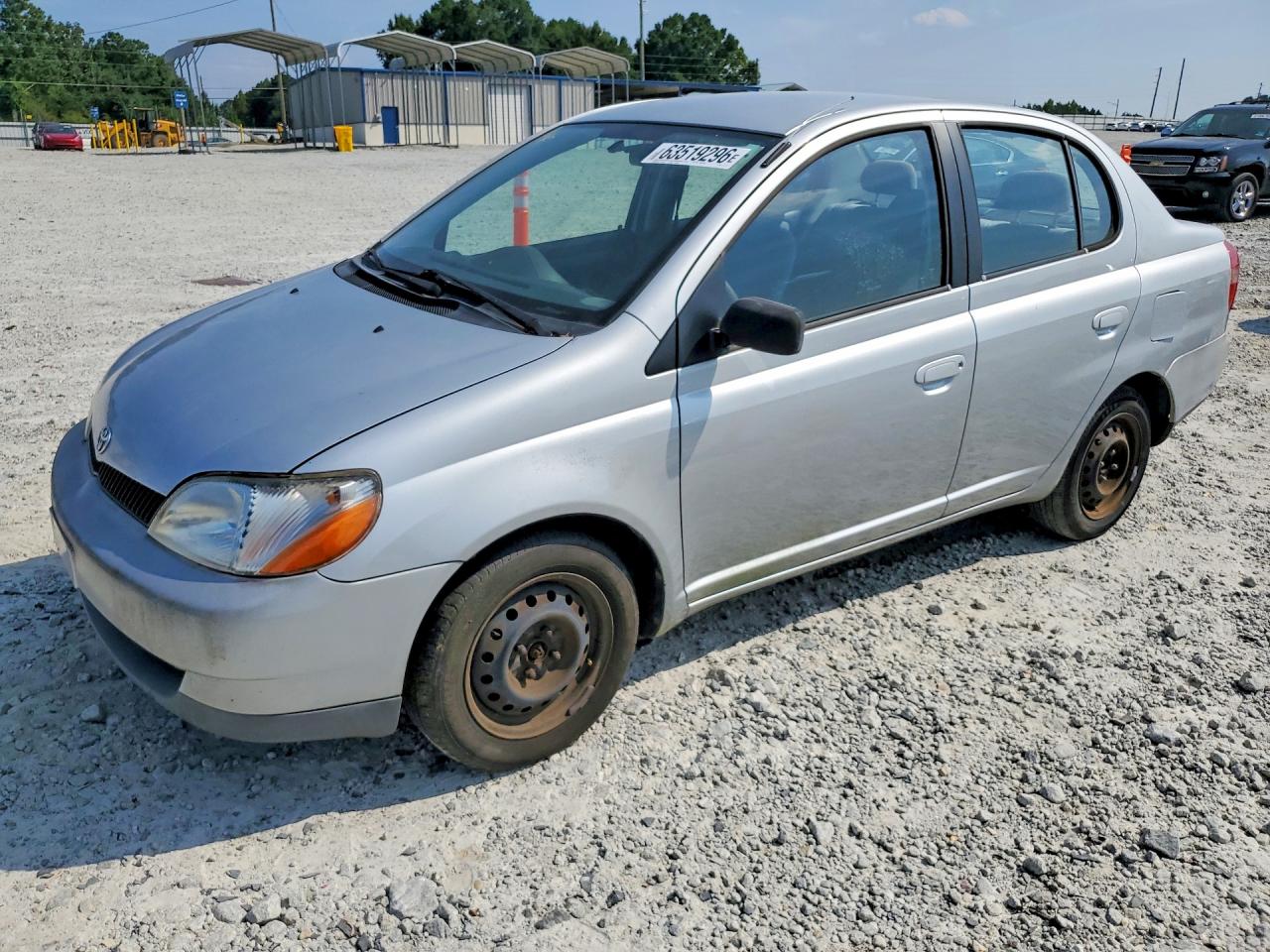 Photo of the 2001 TOYT ECHO