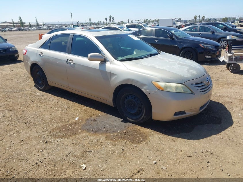 Photo of the 2009 TOYOTA CAMRY LE