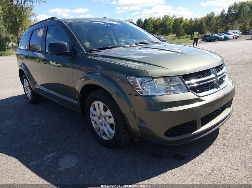 Photo of the 2018 DODGE JOURNEY SE