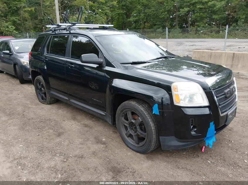 Photo of the 2010 GMC TERRAIN SLT-1