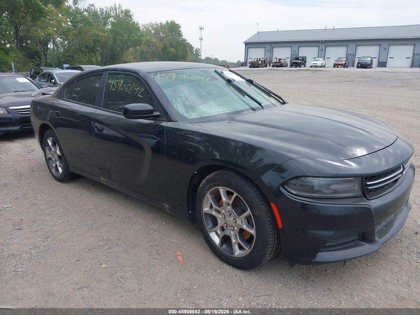 Photo of the 2016 DODGE CHARGER SE