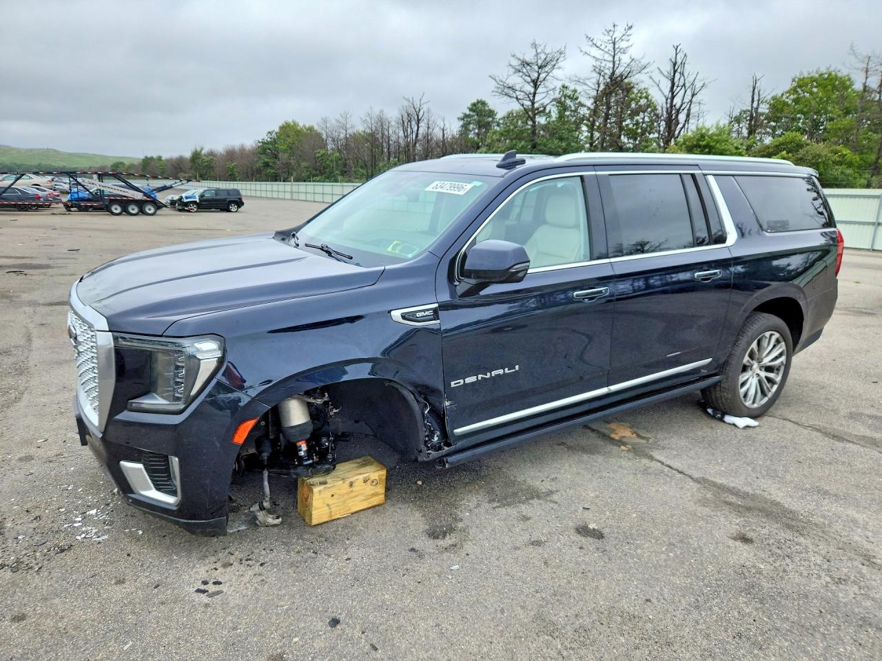 Photo of the 2021 GMC YUKON XL DENALI