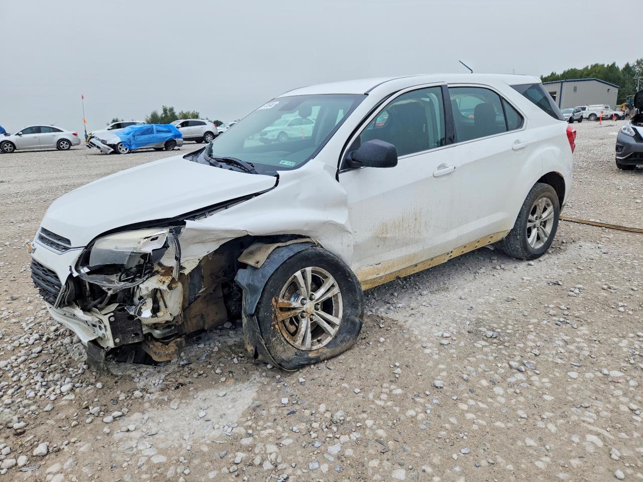 Photo of the 2017 CHEVROLET EQUINOX LS