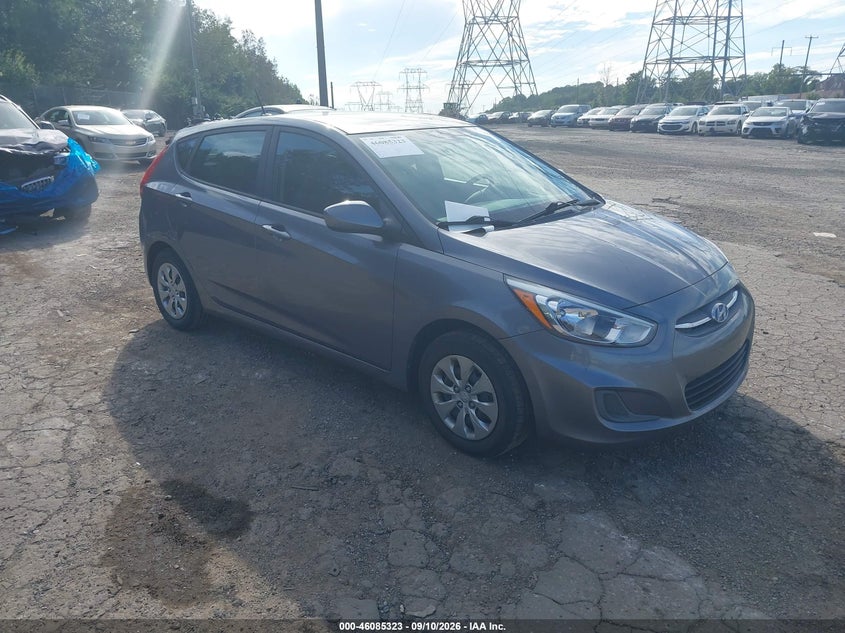 Photo of the 2017 HYUNDAI ACCENT SE