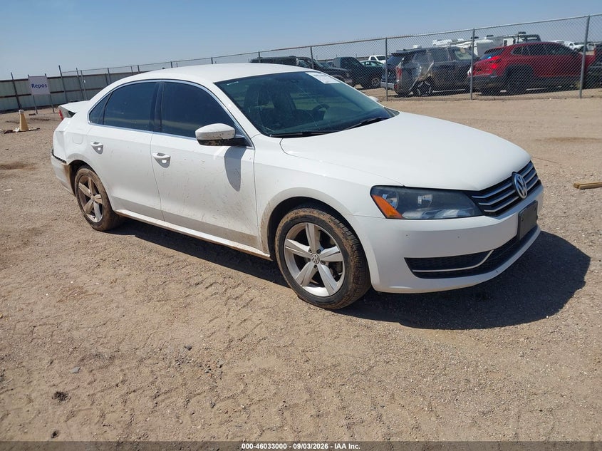 Photo of the 2015 VOLKSWAGEN PASSAT 1.8T SE