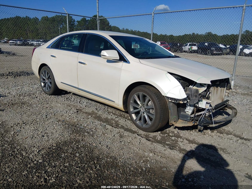 Photo of the 2013 CADILLAC XTS STANDARD