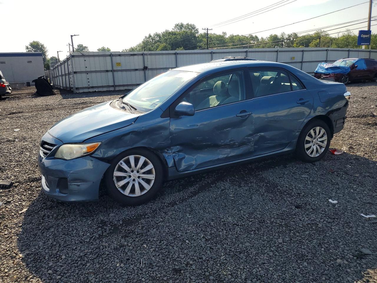 Photo of the 2013 TOYOTA COROLLA LE