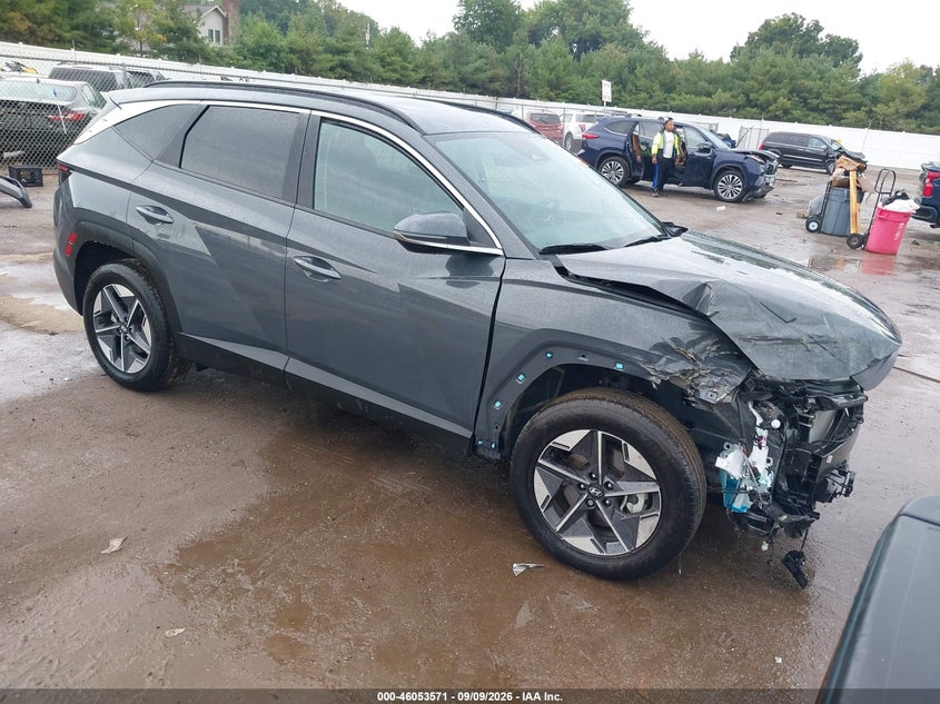 Photo of the 2025 HYUNDAI TUCSON SEL CONVENIENCE