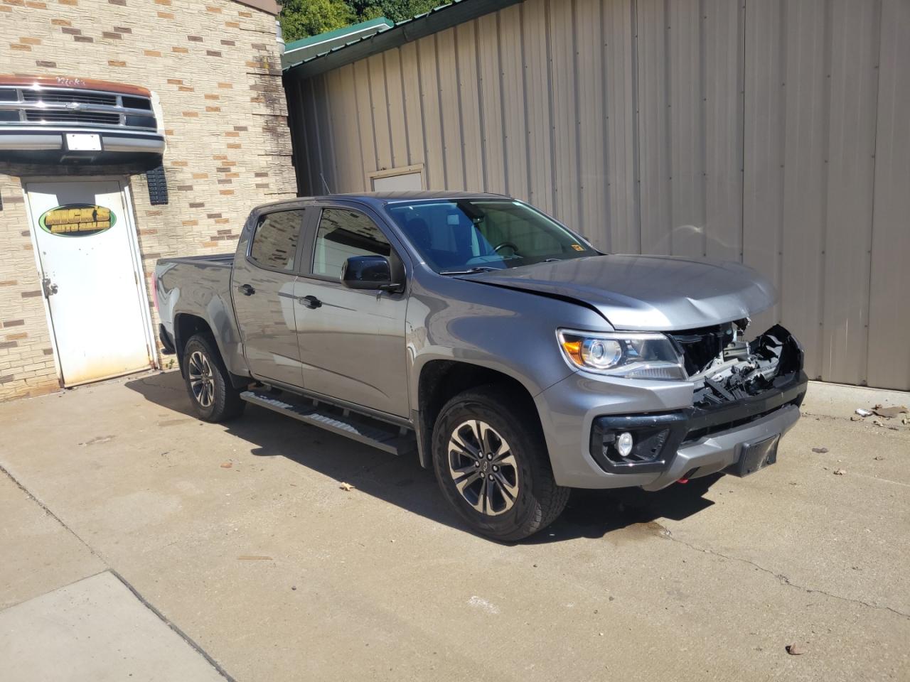 Photo of the 2021 CHEVROLET COLORADO Z71