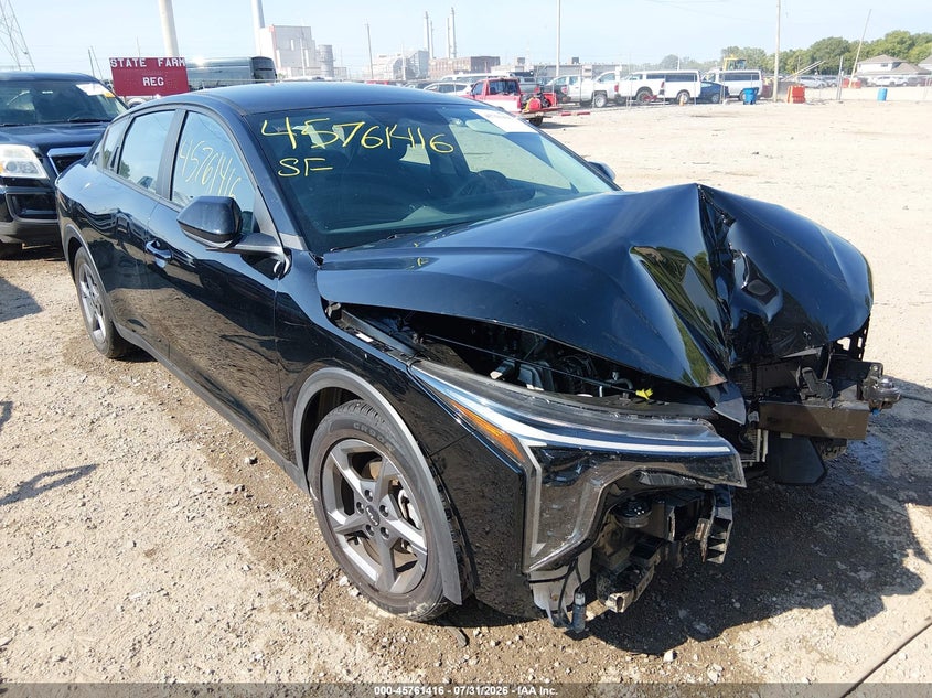 Photo of the 2025 KIA K4 LXS