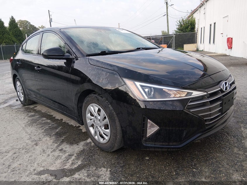 Photo of the 2020 HYUNDAI ELANTRA SE