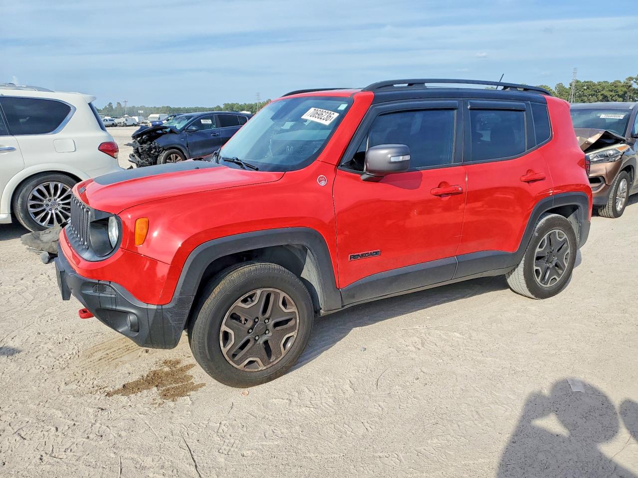 Photo of the 2016 JEEP RENEGADE TRAILHAWK