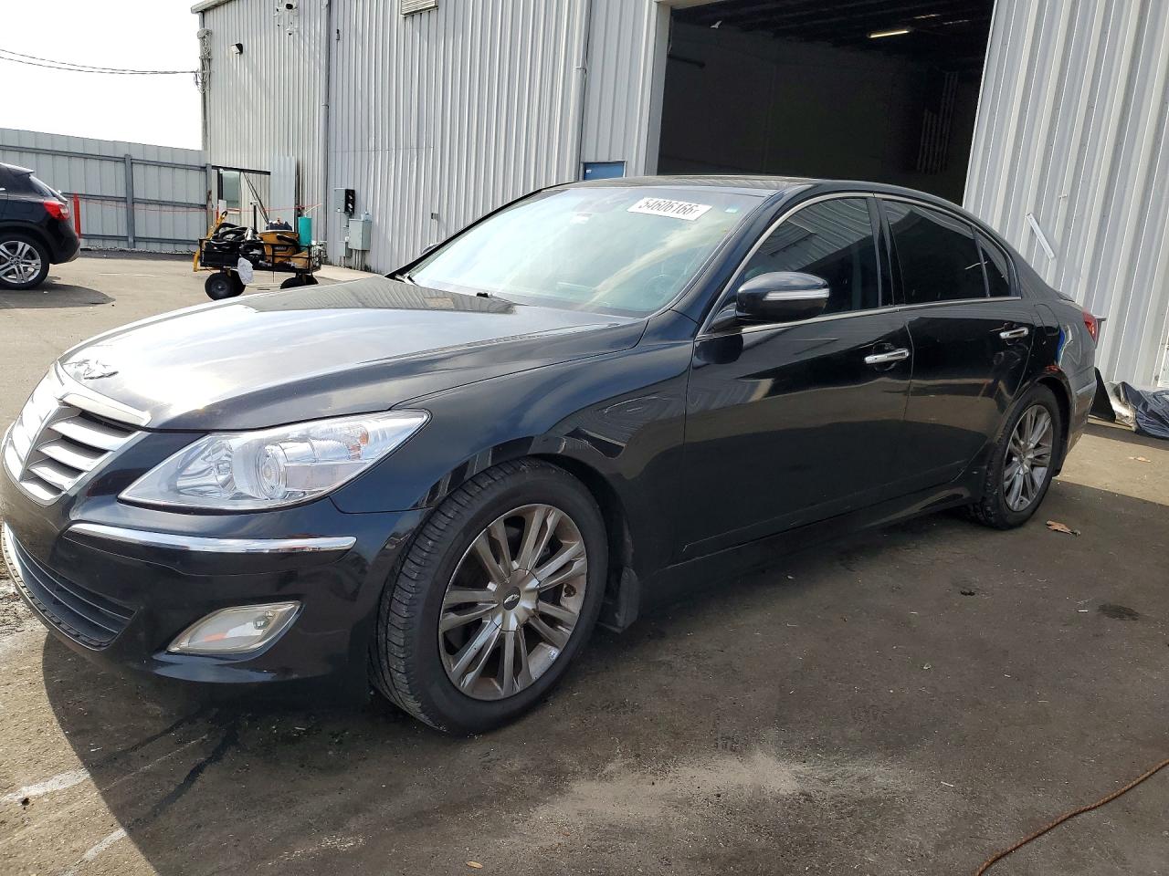 Photo of the 2014 HYUNDAI GENESIS 3.8L