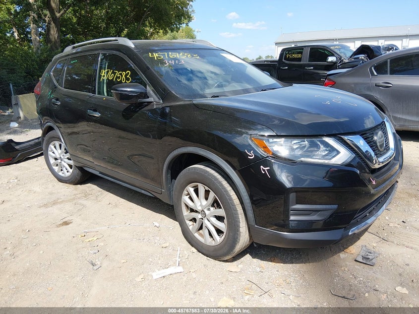Photo of the 2020 NISSAN ROGUE SV FWD