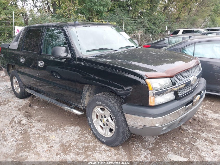 Photo of the 2004 CHEVROLET AVALANCHE 1500