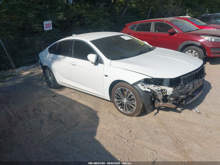 Photo of the 2018 BUICK REGAL SPORTBACK ESSENCE