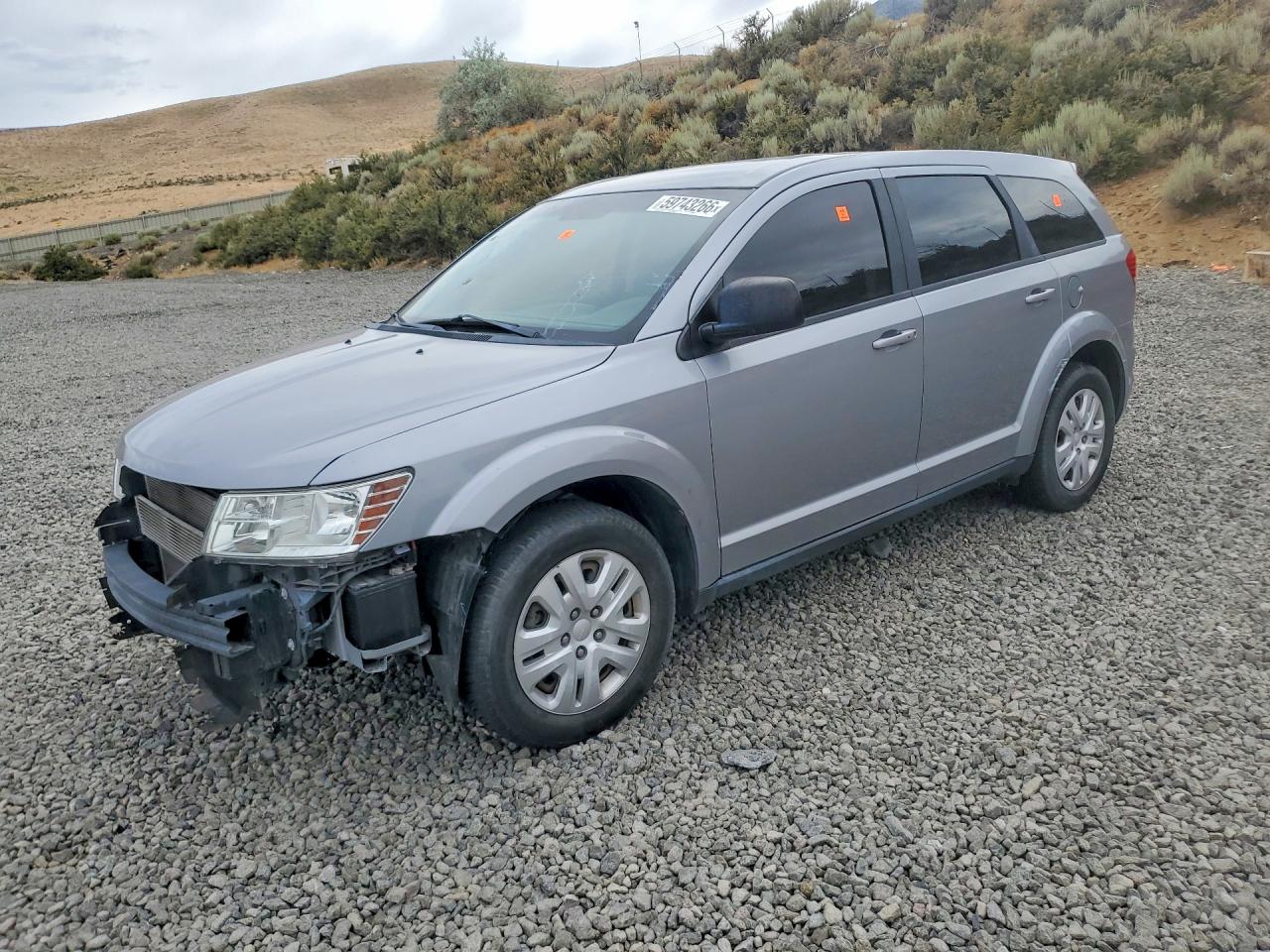 Photo of the 2015 DODGE JOURNEY SE
