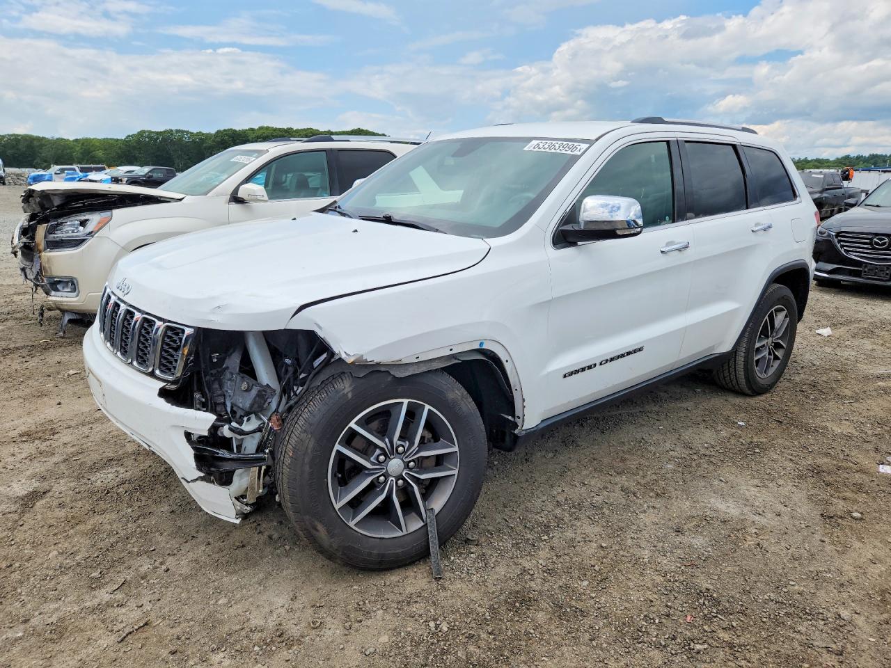 Photo of the 2018 JEEP GRAND CHEROKEE LIMITED