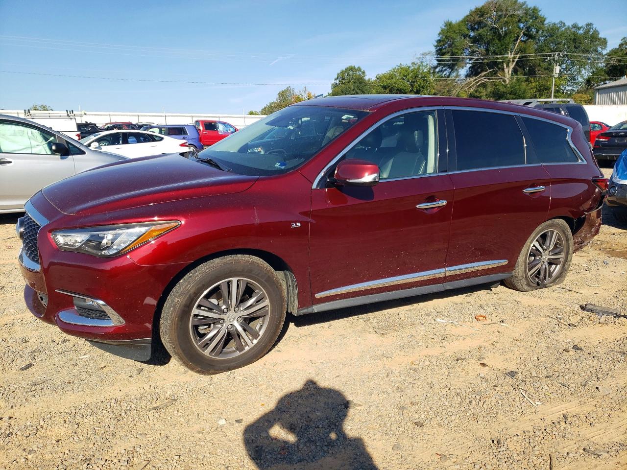 Photo of the 2019 INFINITI QX60 PURE