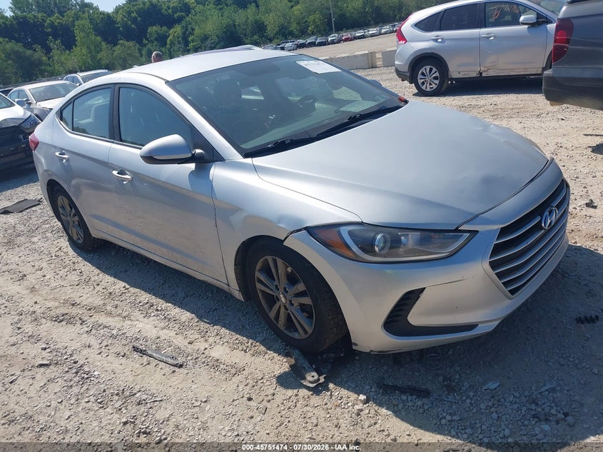 Photo of the 2018 HYUNDAI ELANTRA SEL