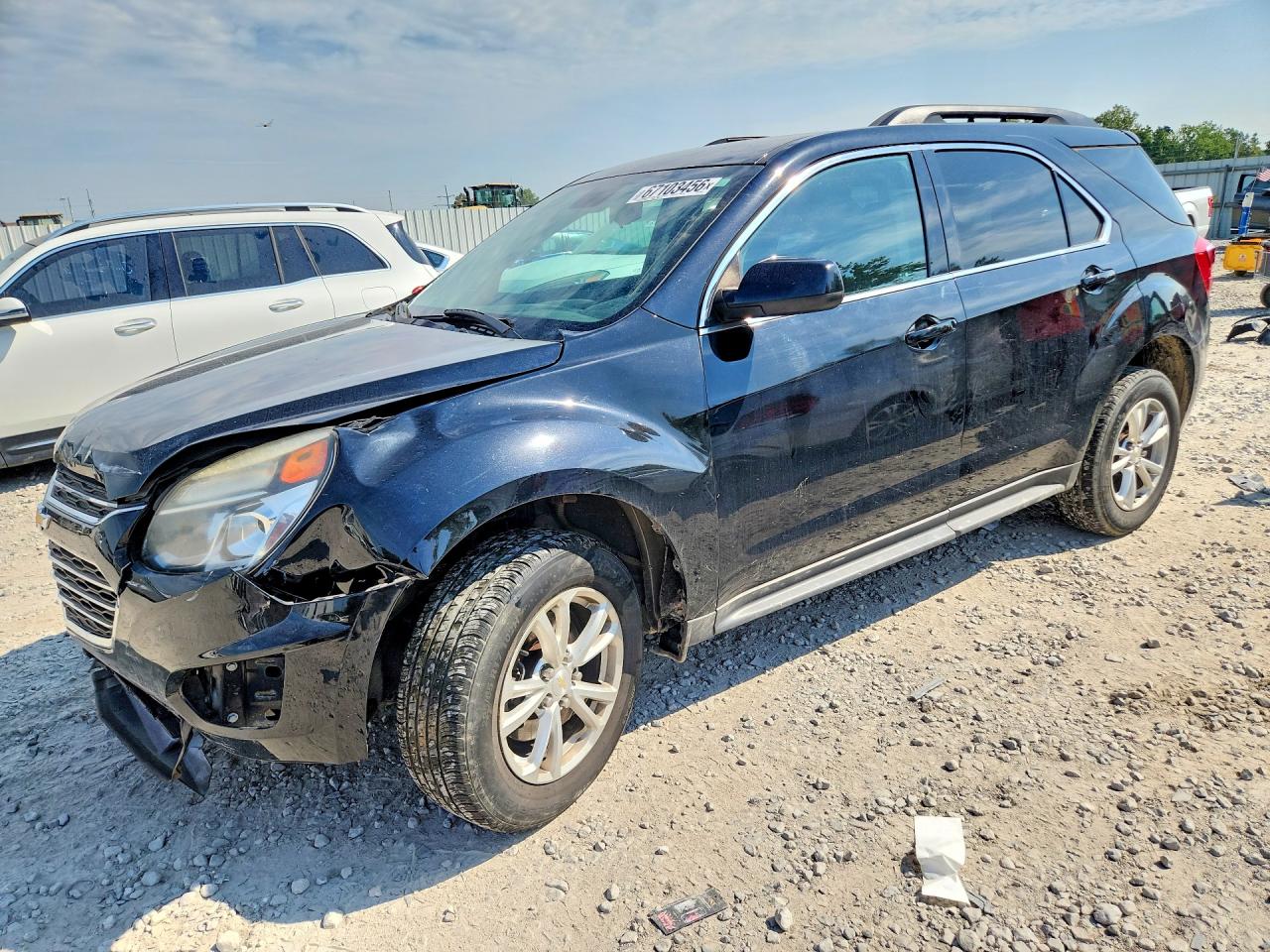 Photo of the 2017 CHEVROLET EQUINOX LT