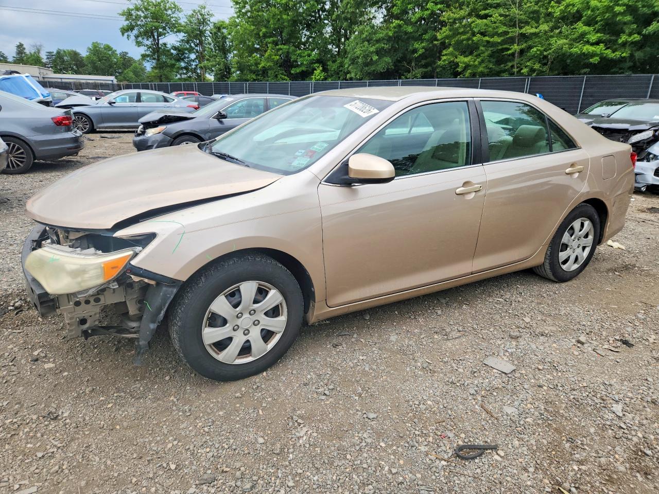 Photo of the 2012 TOYOTA CAMRY L