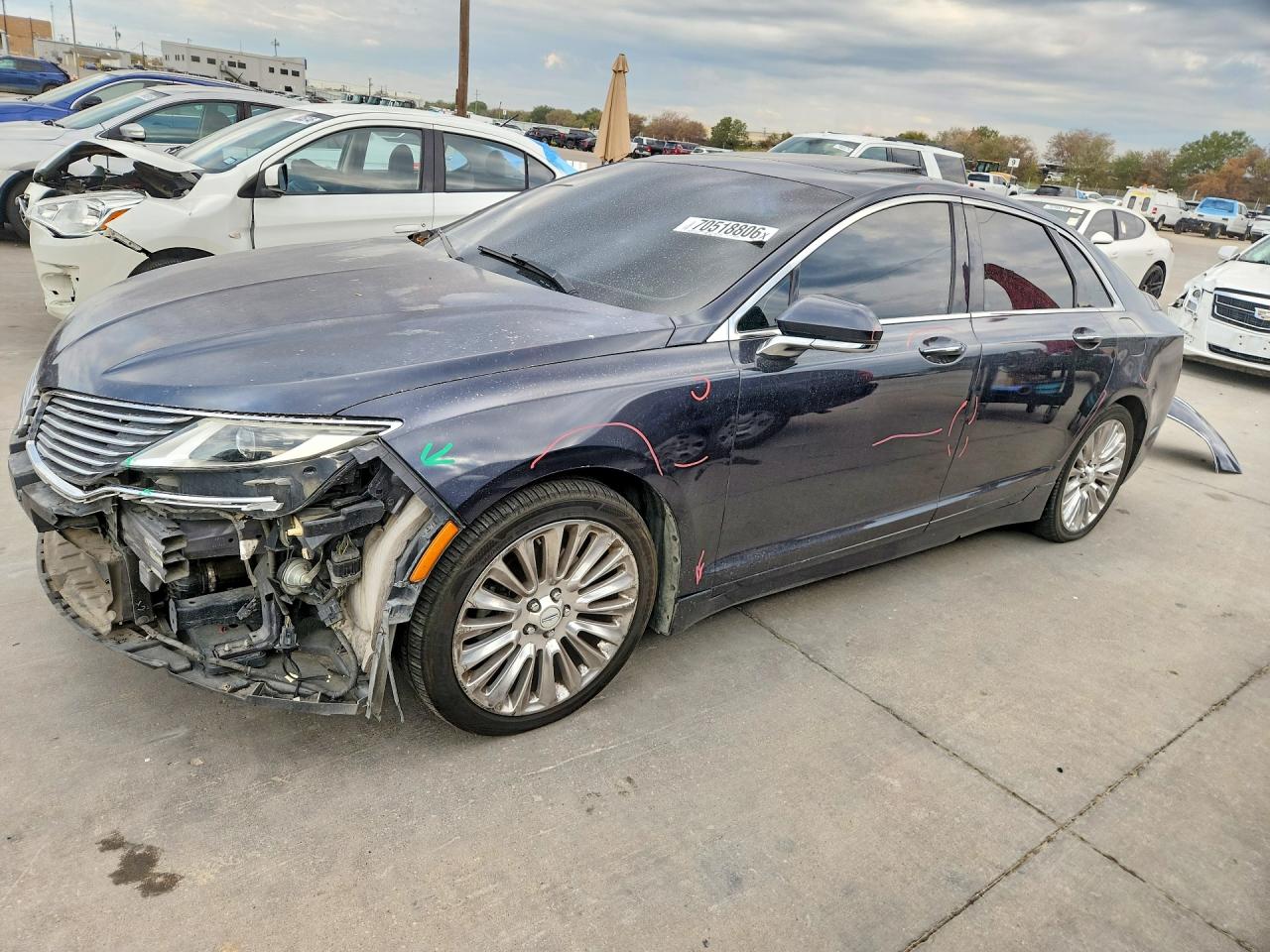 Photo of the 2014 LINCOLN MKZ