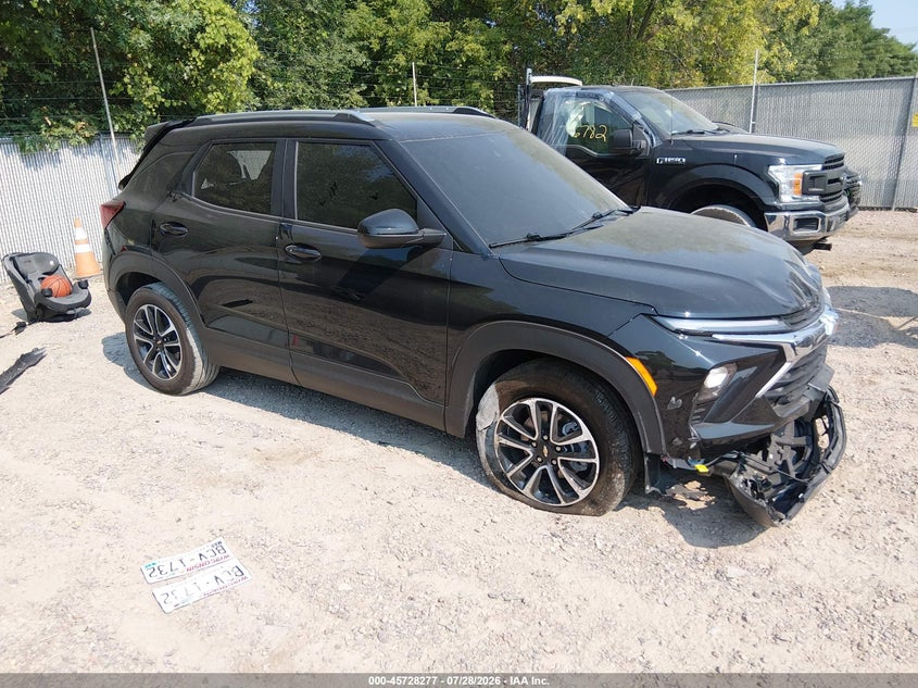 Photo of the 2025 CHEVROLET TRAILBLAZER AWD LT