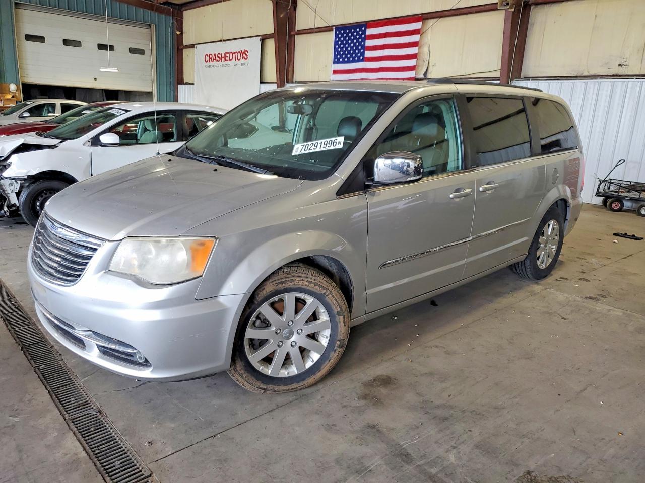 Photo of the 2012 CHRYSLER TOWN & COUNTRY TOURING L