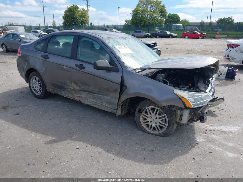 Photo of the 2011 FORD FOCUS SE