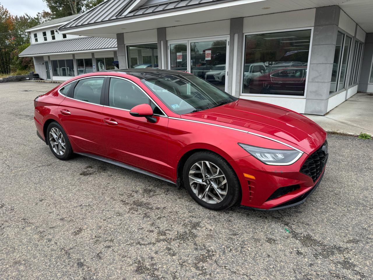 Photo of the 2021 HYUNDAI SONATA SEL