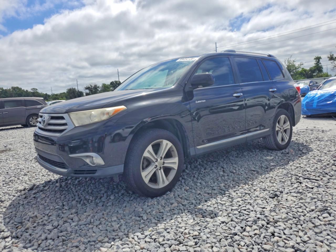 Photo of the 2012 TOYOTA HIGHLANDER LIMITED