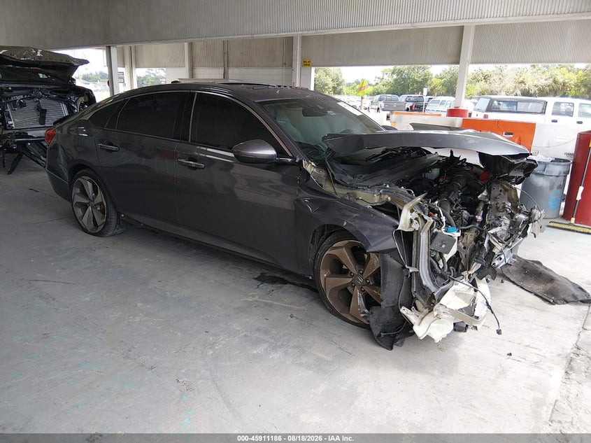 Photo of the 2018 HONDA ACCORD TOURING