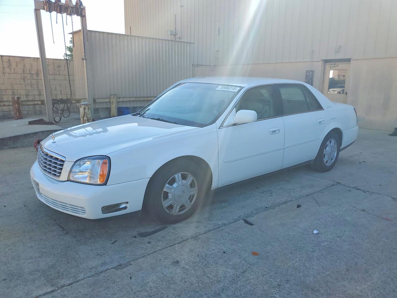 Photo of the 2004 CADILLAC DEVILLE
