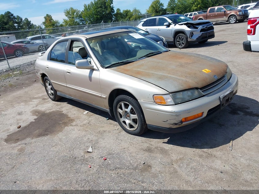 Photo of the 1994 HONDA ACCORD EX