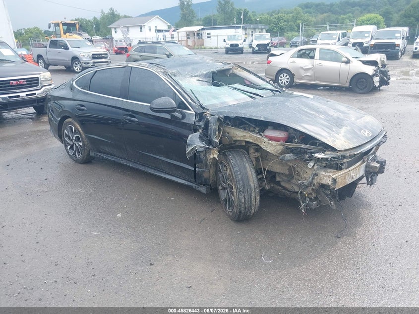Photo of the 2025 HYUNDAI SONATA SEL