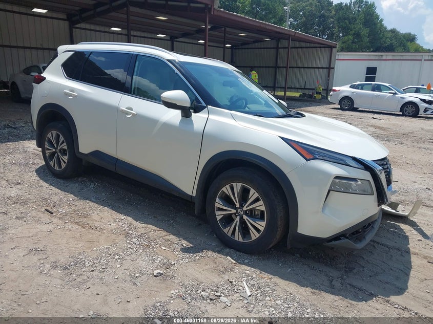 Photo of the 2021 NISSAN ROGUE SV FWD