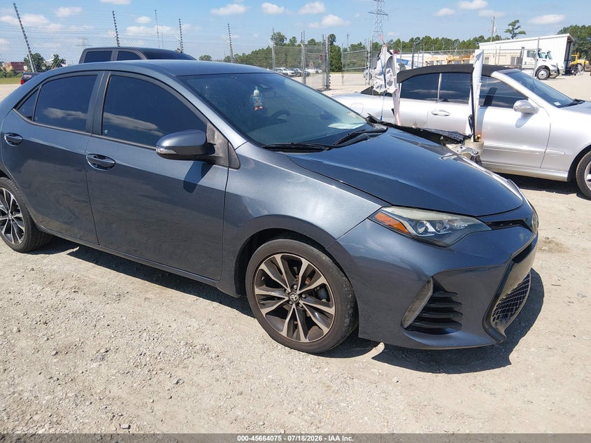 Photo of the 2017 TOYOTA COROLLA SE