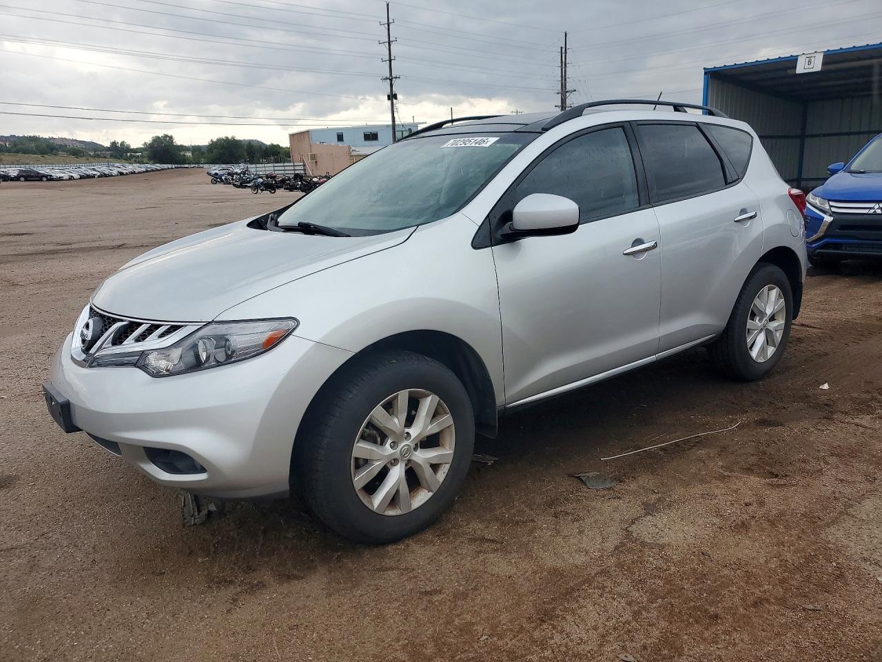 Photo of the 2012 NISSAN MURANO S