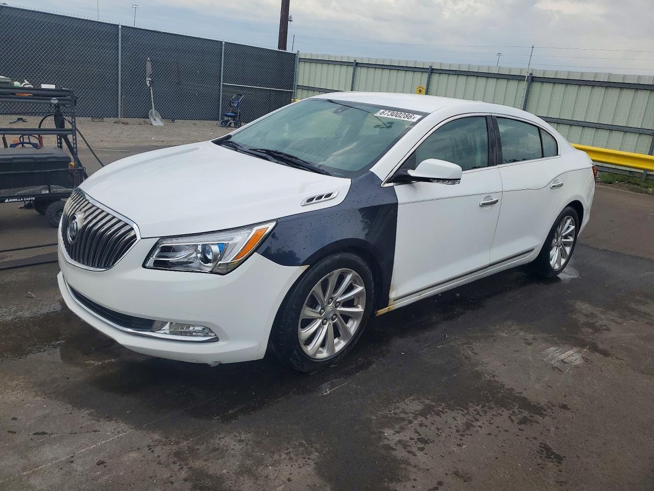 Photo of the 2015 BUICK LACROSSE