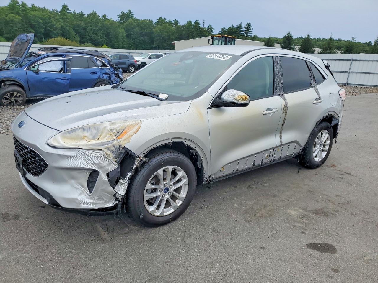 Photo of the 2020 FORD ESCAPE SE