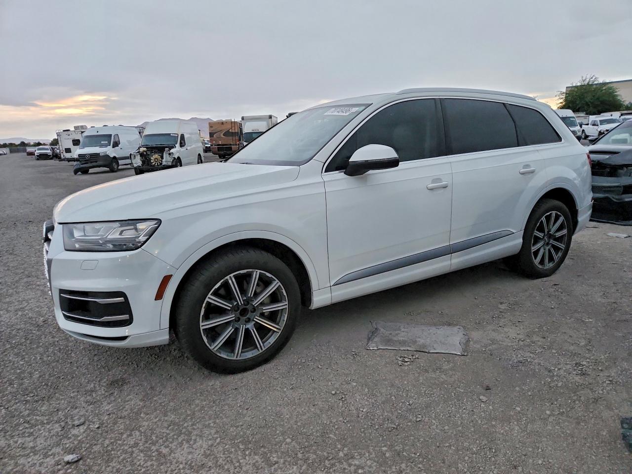 Photo of the 2017 AUDI Q7 PREMIUM PLUS