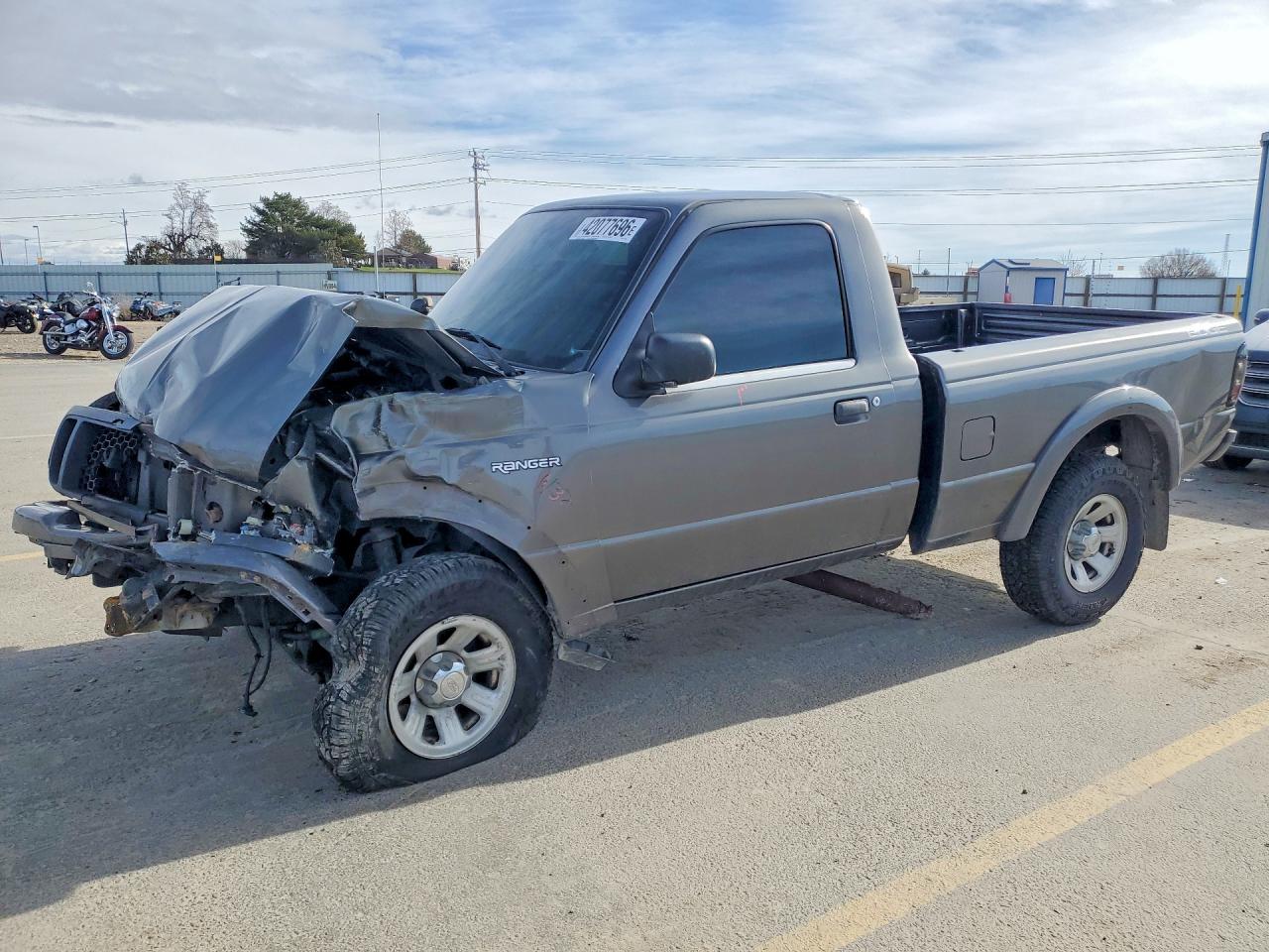 Photo of the 2004 FORD RANGER