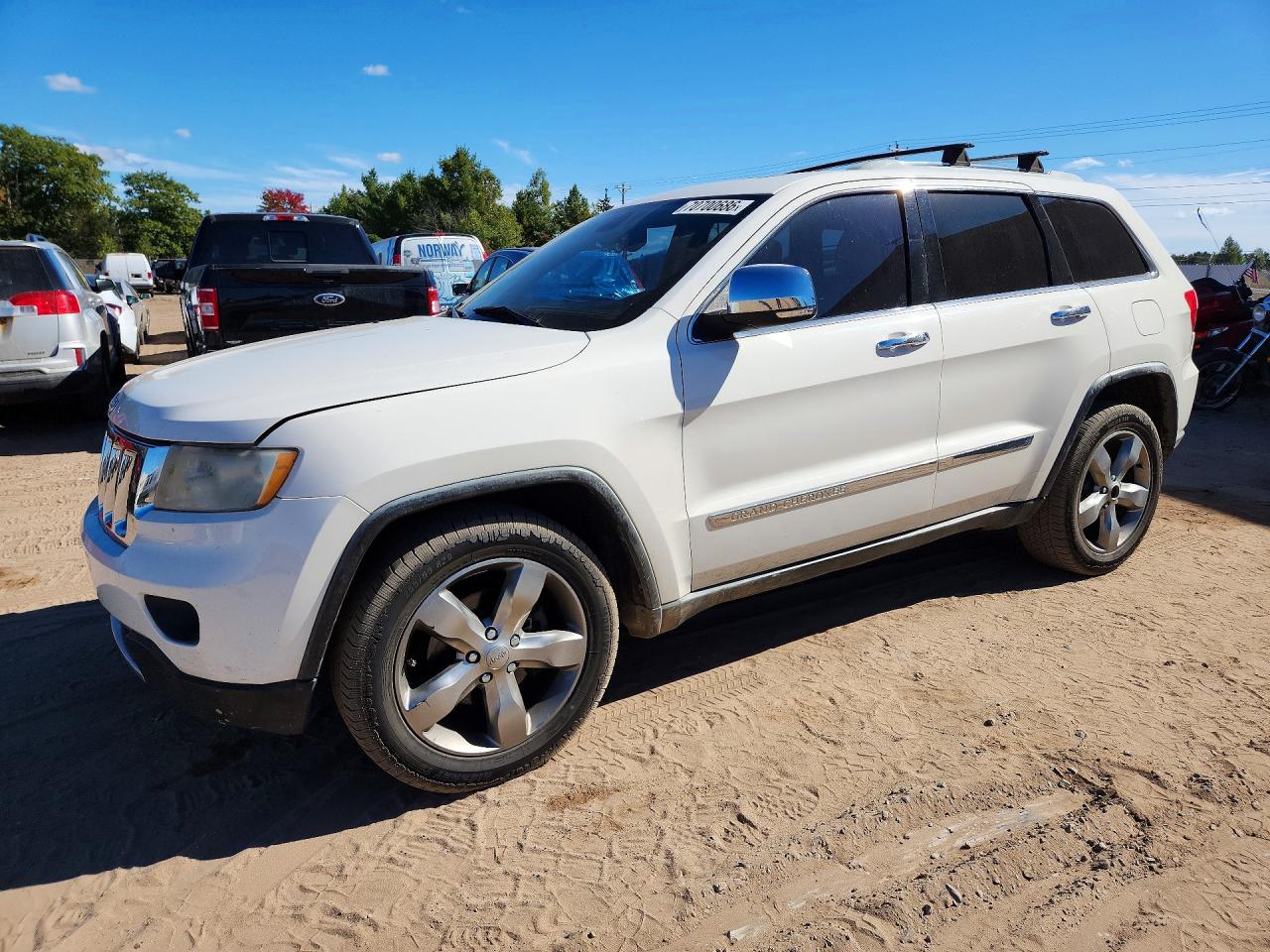 Photo of the 2012 JEEP GRAND CHEROKEE OVERLAND
