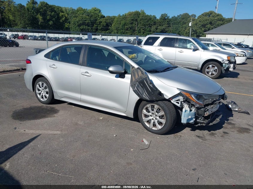 Photo of the 2022 TOYOTA COROLLA LE