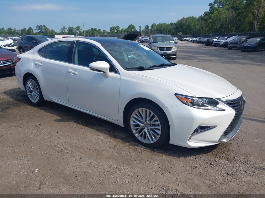 Photo of the 2018 LEXUS ES 350