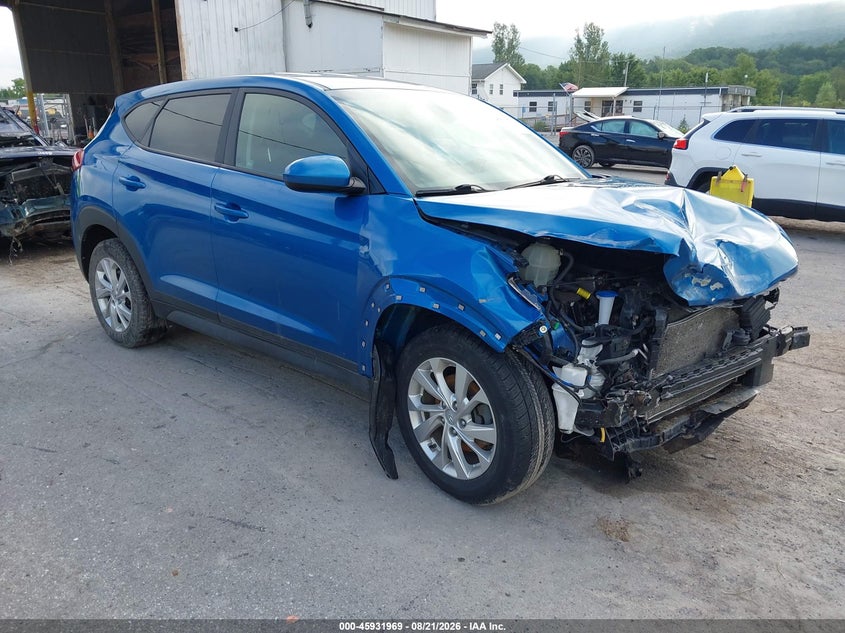 Photo of the 2020 HYUNDAI TUCSON SE